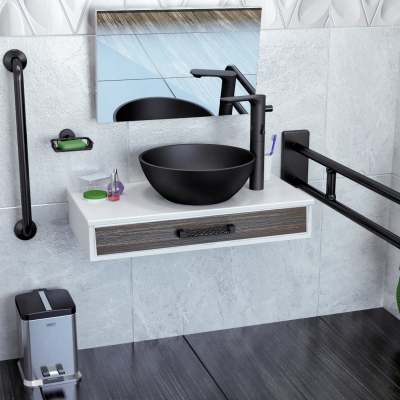 BLACK ELEGANCE BECOMES THE NEW STANDARD