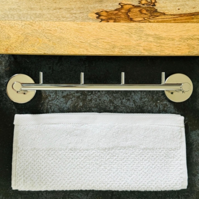 MULTIPLE STAINLESS STEEL BATHROOM HANGERS
